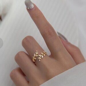 Sterling Silver gold plated leaf open ring